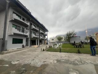 Eat and Read Hotel - Skardu - 9