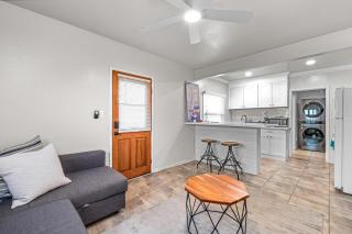 Beachside Apt with Laundry Steps to the Shore - 2