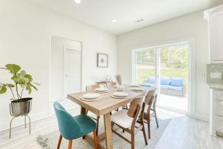 Modern Escape - Bella Vista Trails & Comfort - 4