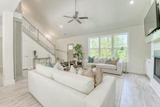 Modern Escape - Bella Vista Trails & Comfort - 3