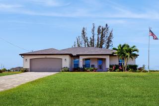 Cocktail Cove - Cape Coral - 8