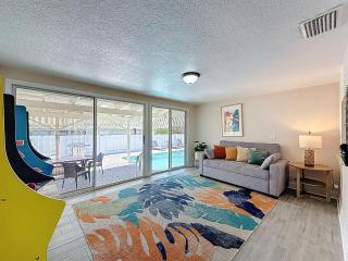Pool Pet Friendly Game Room - 6