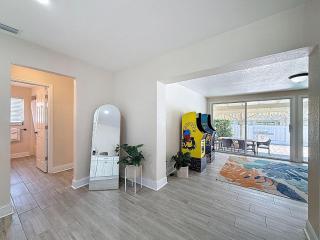 Pool Pet Friendly Game Room - 2