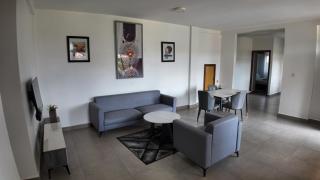 Spacious Apartment in Central Area - 9