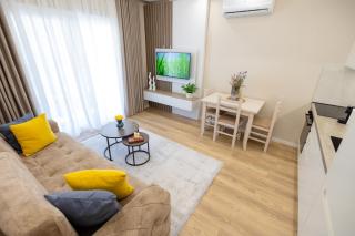 Aria Blu Vlore - Polisi i Vogël - 9