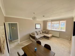 The Fern Two Bedroom Escape - South Norwood - 4