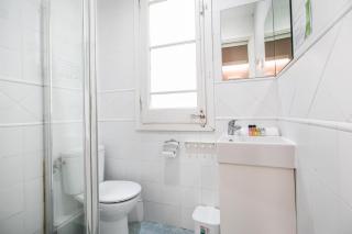 51PAR1011 Nice apartment in Parallel - Barcellona - 3