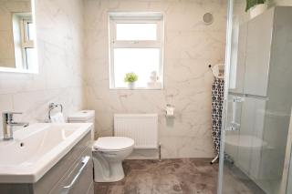 Galway City 3 Bed With Free Parking - Galway - 9