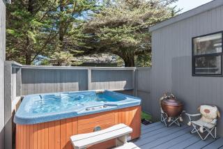 Cozy Sea Ranch Family Home with Hot Tub - 0