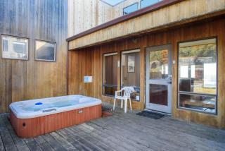 Gorgeous Sea Ranch Escape for 6 with Private Hot Tub - Sea Ranch - 8