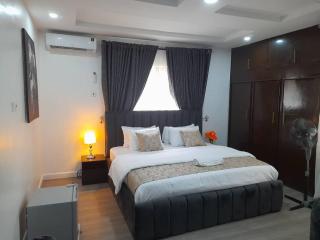 Spektroom Suites and Bar - Ikeja - 0