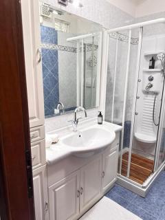 Suite EnEs con terrazza panoramica, idromassagio - Trieste - 7