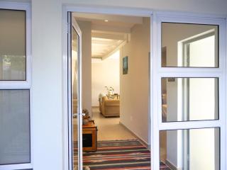 The Grey Hound - Strand - 5