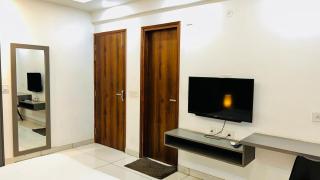 Liv Regalia - Corporate Bizz near One Horizon on Golf Course Road - 2