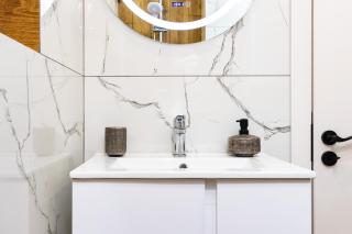 1BR Modern and Cozy Apartment with Free Parking - Plovdiv - 5