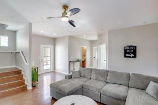 7 Mi to Fremont Street Spacious Vegas Home! - 6