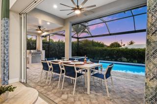 Casa Palma - 5 Min to Beach, Heated Pool, Hot Tub, New Build - Marco Island - 3