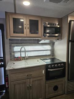 Freedom Express RV - Cocoa - 4