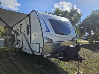 Freedom Express RV - Cocoa - 9