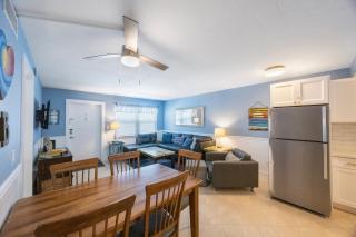 119 Surf Song Resort - St Pete Beach - 2