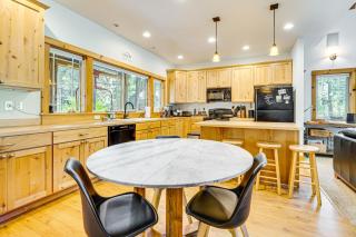 Cle Elum Lake Home with Hot Tub and Mountain Views - Ronald - 4