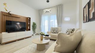 Modern 1BR Apartment in Waters Edge Yas Island - Abu Dhabi - 9