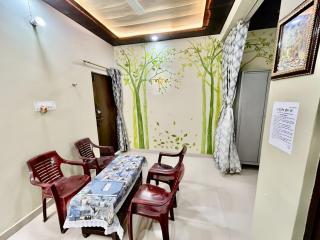 Ashutosh Homestay Near RamMandir - 1