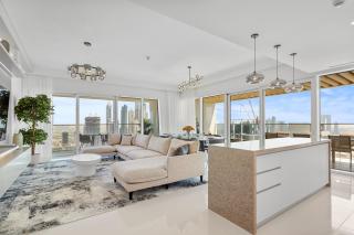 Iconic 3 Bedroom with Panoramic View in Grand Bleu - 2