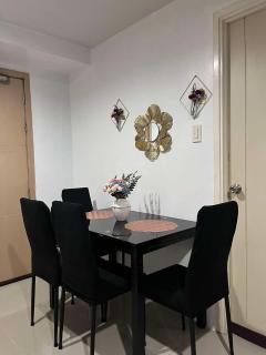 2bedroom unit at Sea Residences infront of MOA Arena, SMX & Ikea - 2