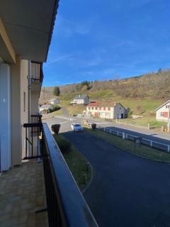 Studio 2 à 4 personnes avec balcon et parking - La Bourboule - 1