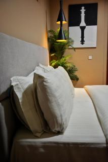 Gold Crest Mall Three Bedroom Family Apartment - Lahore - 4