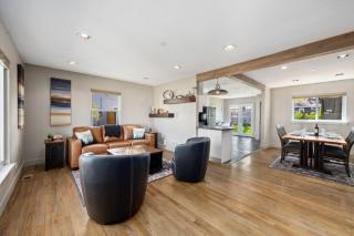 Magnolia Hideaway Pet Friendly with Fireplace - 3