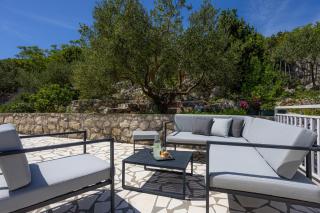 Apartment Skalin - Modern Comfort with a Local Touch - Rogotin - 8