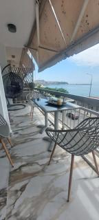 SEA VIEW HOME - 9