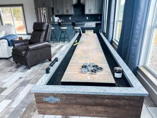 WhiteTail Cabin with Shuffleboard - Purcell - 3