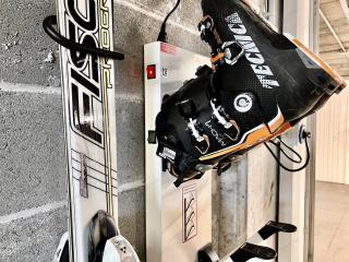 HelloCHALET- Maison Skis Aux Pieds - ski-in with boot warmer and garage - 3