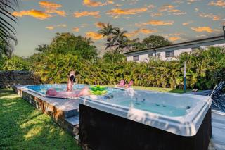 Tropical Vibes in Hollywood: Pool Hot Tub Fun - Hollywood - 0