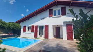 Maison basque 160 m2 proche Biarritz - Bassussarry - 0