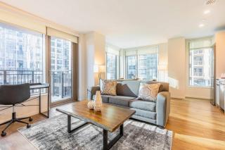 Full Private Apt Downtown Seaport - Boston - 8
