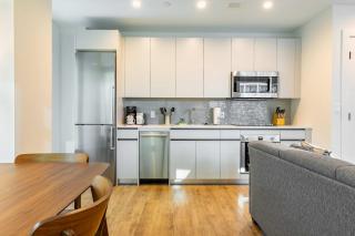 Full Private Apt Downtown Seaport - Boston - 5
