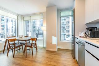 Full Private Apt Downtown Seaport - Boston - 3