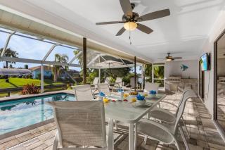 Villa Blue Marlin Waterfront Pool Dock Retreat - Cape Coral - 9