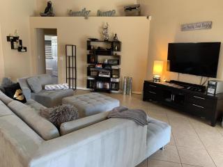 Villa Ambiente Luxury Pool Home On Canal - Cape Coral - 8
