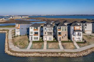 Stylish Lake House Retreat In Rowlett - Rowlett - 2
