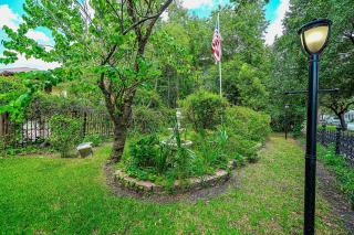 Master King Room Victorian with Private Bathroom in a Historic house - Savannah - 5