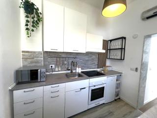 Lilacs and Lemonade - 4