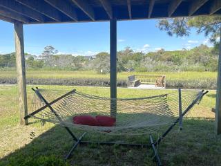 The Thirsty Pelican - Oak Island - 0