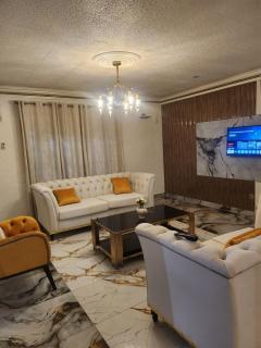 LUXUEUX Platinium - Libreville - 4
