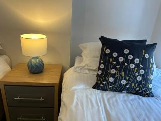 2 Bedroom House in Essex - Colchester - 7