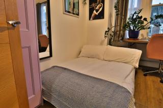 Your beautiful home in London - Hendon - 4